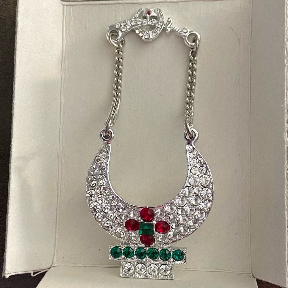 Shriners Secret Society Vintage Rhinestone Pin Emblem 3.75” x 1.5” New in Box - Picture 1 of 1